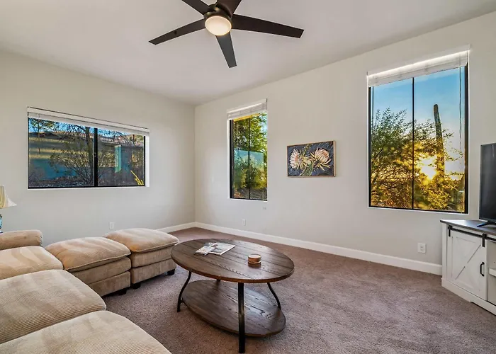 2 Homes - 7br Sleeps 18 - Pool - Amazing Mtn Views Holiday home