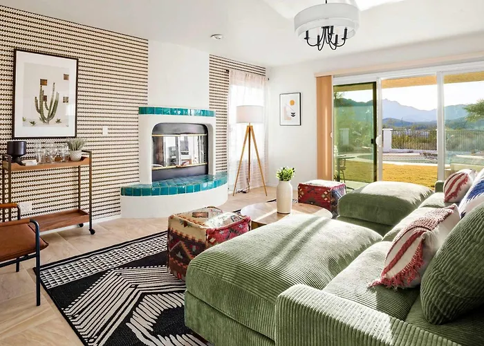 Holiday home 2 Homes - 7br Sleeps 18 - Pool - Amazing Mtn Views Tucson