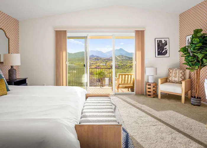 2 Homes - 7br Sleeps 18 - Pool - Amazing Mtn Views * Tucson