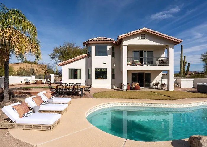 2 Homes - 7br Sleeps 18 - Pool - Amazing Mtn Views Holiday home *