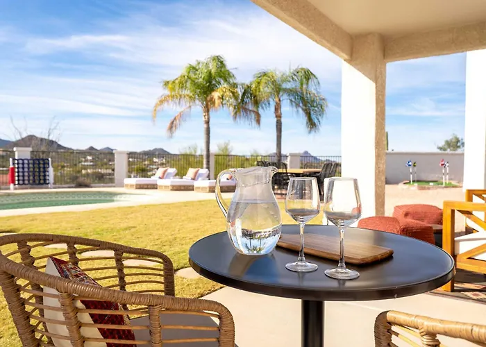 2 Homes - 7br Sleeps 18 - Pool - Amazing Mtn Views Holiday home